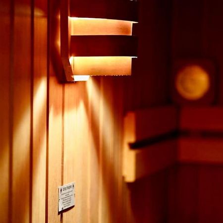 Helle Kellerwohnung Im Gruenen Mit Sauna Кёльн Экстерьер фото